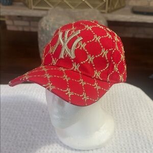NY Yankees Embroidered Baseball Cap NEW